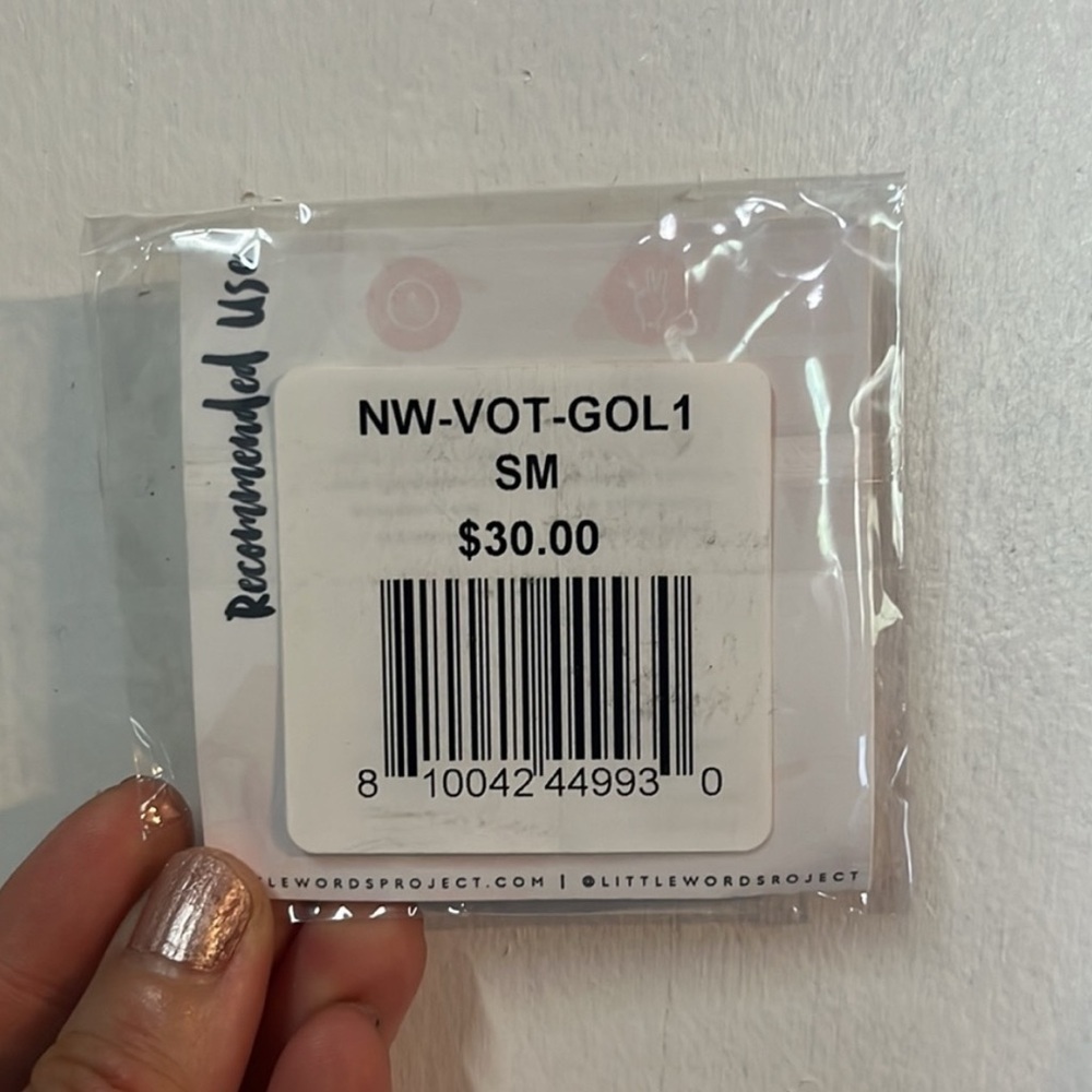 Reseller lot bracelets. - Picture 2 of 3